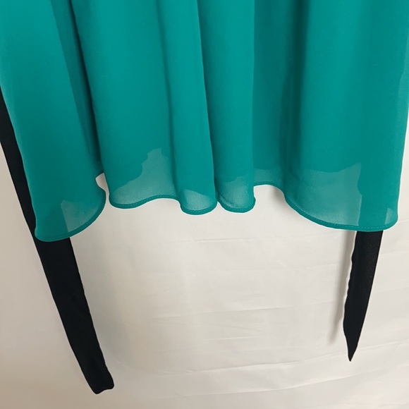 BCX Green Strapped MIDI Dress with Black Lace Belt - Picture 6 of 9